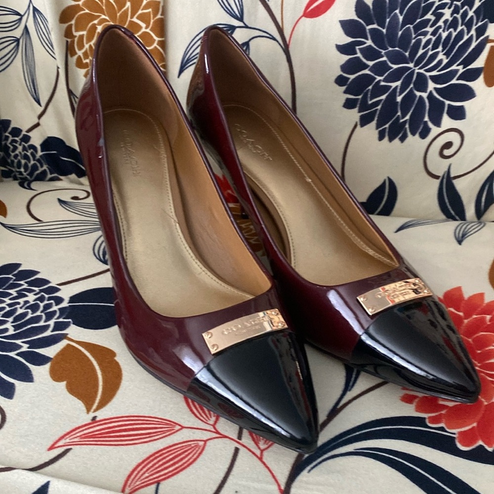 Coach dress heels